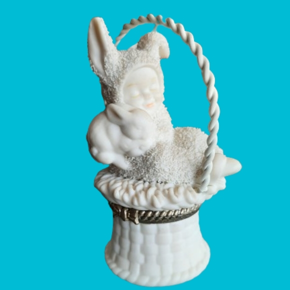 Adorable Snowbunny Basket - "I Love You" Hinged Trinket Box - Picture 1 of 4